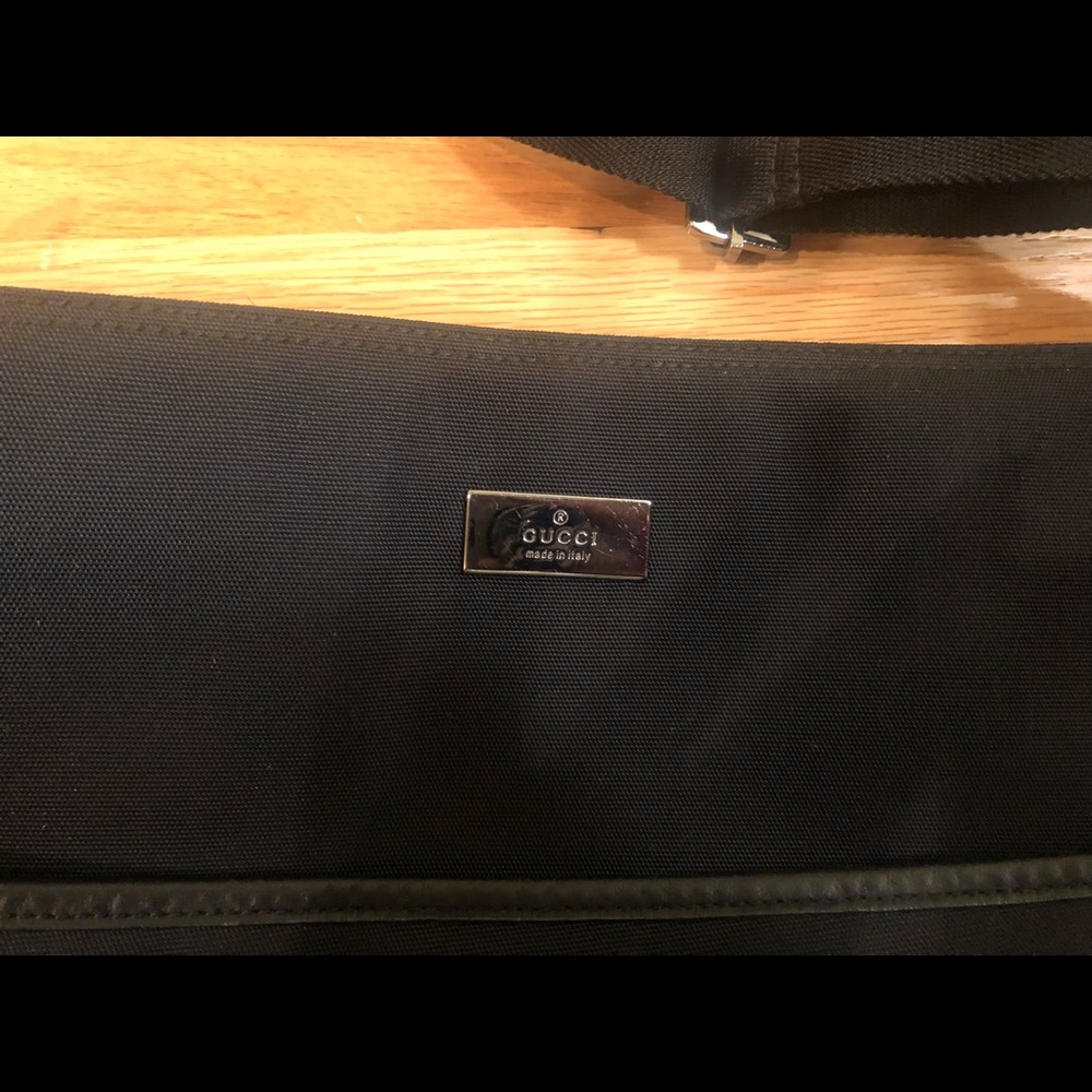 GUCCI CROSSBODY